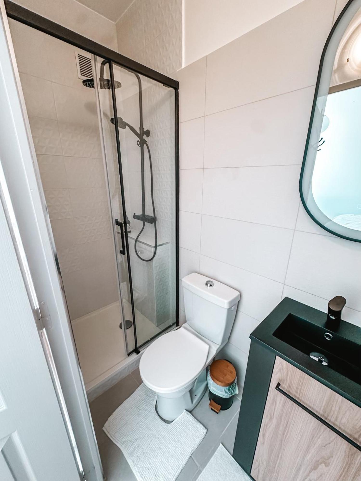 Logement Tres Chaleureux A マルセイユ エクステリア 写真