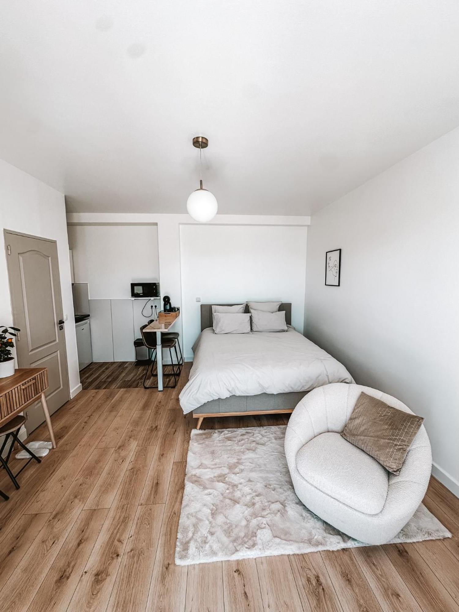 Logement Tres Chaleureux A マルセイユ エクステリア 写真